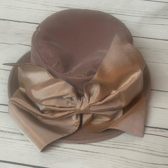 Vintage Whittall And Shon Bollman Hat main image 6